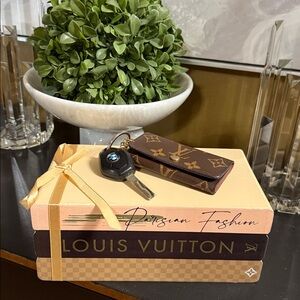 Louis Vuitton 4 key Ring Holder